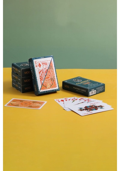 Kırmızı Pvc Plastik Su Geçirmez İskambil Poker Oyun Kağıdı Rd60kr