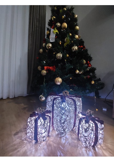 El İşçiliği Led Işıklı Kutu 3 Adet