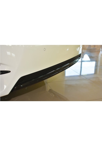 Honda Civic Fc5 Arka Tampon Alt Çıta Kaplaması Krom-Siyah-Karbon Karbon