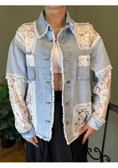 Ali Butik Beyaz Dantel Detaylı Denim Ceket