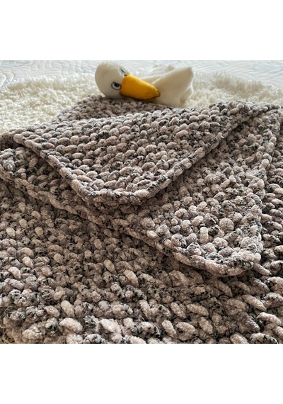 Bebek Battaniyesi Kahve Bej Kadife Kırçıllı 100 X 92Cm Kahverengi