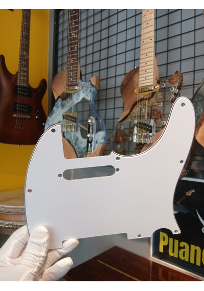 Telecaster Pickguard Beyaz Renk 3 Katlı 8 Delik