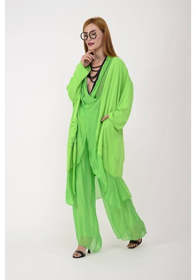 Bohem Stil Italyan Ipek Detaylı Oversize Kap Bluz- Wes Pantolon Takım-8789 Fıstık Yeşili Bohem Stil Italyan Ipek Detaylı Oversize Kap Bluz- Wes Pantolon Takım-8789 Fıstık Yeşili