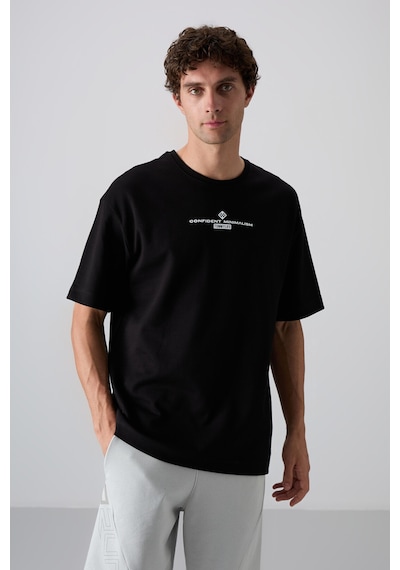 Tommy Life Sıyah/beyaz Pamuklu Kalın Yumuşak Dokulu Oversize Fit Baskılı Erkek T-shirt - 88321 001 Tommy Life Sıyah/beyaz Pamuklu Kalın Yumuşak Dokulu Oversize Fit Baskılı Erkek T-shirt - 88321 001
