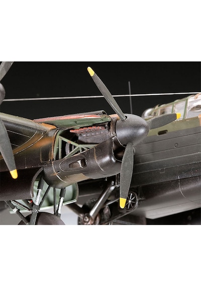 Revell Maket Model Kit Lancaster B.ııı 04295
