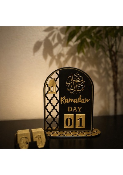 Ramazan Takvimi Masaüstü Dekoru Değiştirilebilir Günlü Siyah Gold Ramazan Takvimi