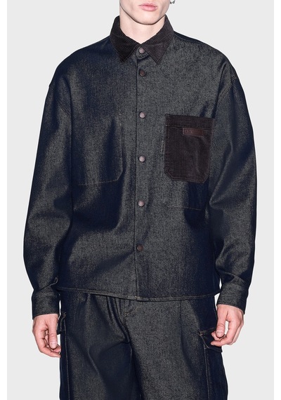 Armani Exchange Kadife Detaylı Pamuklu Oversize Kot Gömlek Erkek Gömlek Xm003402 Af27235 Mb001 Mavi MAVİ Armani Exchange Kadife Detaylı Pamuklu Oversize Kot Gömlek Erkek Gömlek Xm003402 Af27235 Mb001 Mavi MAVİ