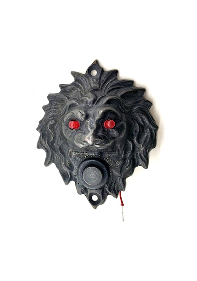 Antika Tarz Dekoratif Pirinç Aslan Kapı Zili - 100x78 Mm, Oksit, Led Işıklı Altın - Siyah