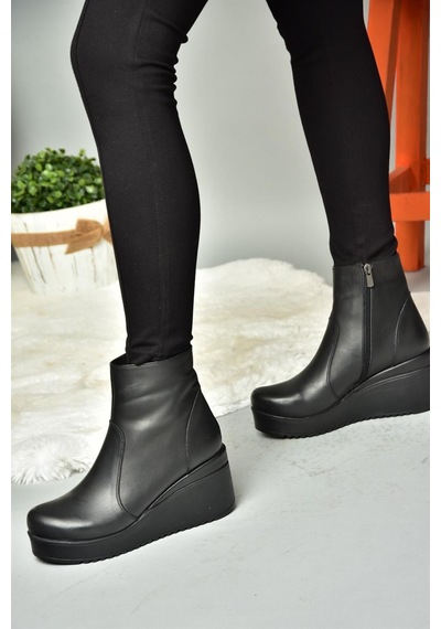Fox Shoes R667930003 Siyah Hakiki Deri Kadın Bot Siyah
