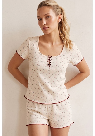 Siyah İnci Fiyonklu Pointelli Örme Şortlu Pijama Takımı 26120260 Ten Rengi Siyah İnci Fiyonklu Pointelli Örme Şortlu Pijama Takımı 26120260 Ten Rengi