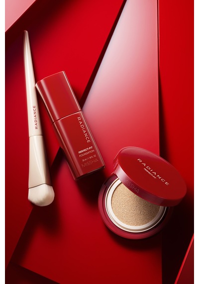 Missha Radiance Perfect Fit Fondöten SPF30+ 48 Saat Kalıcı Saten Fondöten No.23 Sand 35 ML