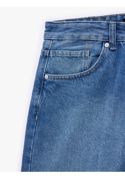Koton Pamuklu Rahat Kalıp Normal Bel Baggy Jean Şort Orta İndigo 6sam40400nd