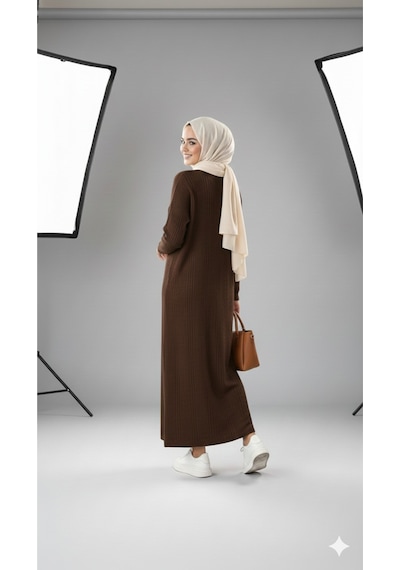 Sonbaharmoda Kadın Uzun Triko Elbise %100 Akrilik Bisiklet Yaka Rahat Ve Şık Kışlık Model Kahverengi