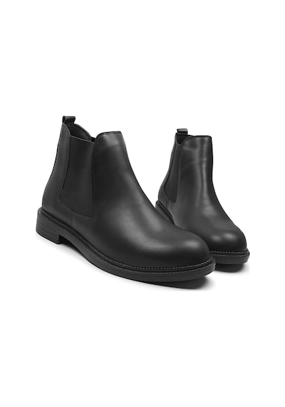 Günlük Kadın Siyah Bot Kalın Oval Burunlu Lastikli Alçak Topuklu Tırtıklı Taban Kısa Bootie 387 Sıyahcılt Günlük Kadın Siyah Bot Kalın Oval Burunlu Lastikli Alçak Topuklu Tırtıklı Taban Kısa Bootie 387 Sıyahcılt