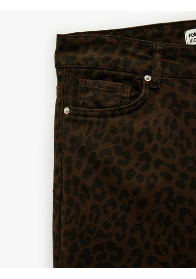 Koton Cepli Yüksek Bel Leopar Desenli İspanyol Paça Jean Pantolon - Flare Jeans Leopar Desenli 6sal40053mw Leopar Desenli Koton Cepli Yüksek Bel Leopar Desenli İspanyol Paça Jean Pantolon - Flare Jeans Leopar Desenli 6sal40053mw Leopar Desenli