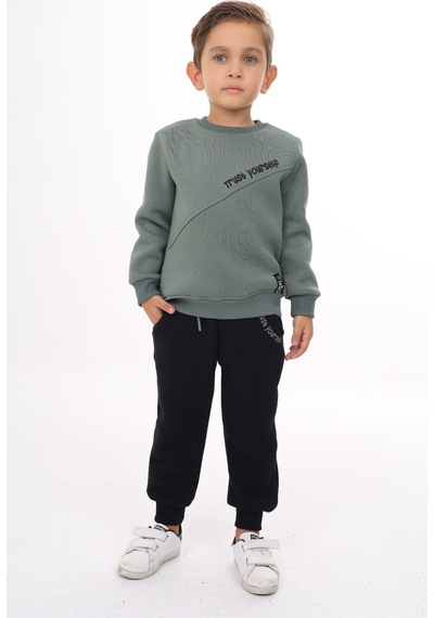 Toontoy Kids Toontoy Erkek Çocuk 2'li Takım Baskılı Bisiklet Yaka Asimetrik Sweatshirt & Beli Paçası Lastikli Cepli Jogger Eşofman Altı Yeşil Toontoy Kids Toontoy Erkek Çocuk 2'li Takım Baskılı Bisiklet Yaka Asimetrik Sweatshirt & Beli Paçası Lastikli Cepli Jogger Eşofman Altı Yeşil