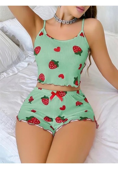 Atyticaret Kadın Pamuklu Yeşil Üstüne Çilek Desen Fitilli Askılı Şortlu Pijama Takımı