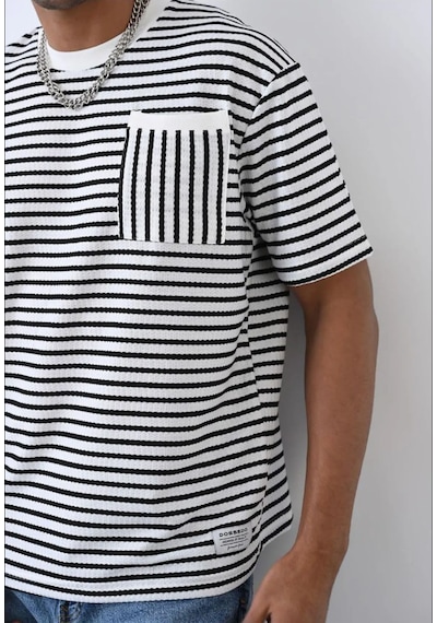 Bisiklet Yaka Tek Cepli Çizgili T-shirt - Siyah