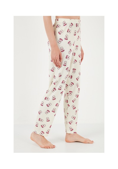 Lela Regular Fit Gömlek Yaka Kısa Kollu Bayan Pijama Takımı 65740102 Bej-Pembe