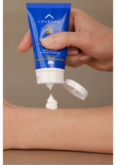 El Kremi Spf 50+ Yüksek Uva/uvb Koruma Yağsız Hızlı Emilim Güneş Kremi 50ml