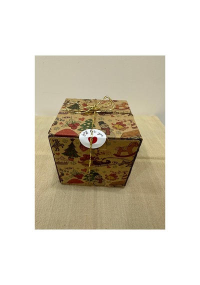 Hediye Kutulu Çan 8 Cm