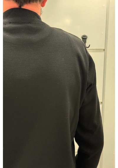 Santa Dmctekstil Erkek Desenli Snt-8138 Spor Kesim Rahat Kalıp Yarım Balıkçı Yaka Kışlık Yünlü Kazak Siyah Santa Dmctekstil Erkek Desenli Snt-8138 Spor Kesim Rahat Kalıp Yarım Balıkçı Yaka Kışlık Yünlü Kazak Siyah
