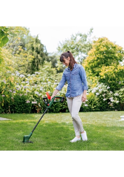 Easygrasscut 18v-230 Akülü Çim Biçme Makinesi 1 X Akü 2,0 Ah, 18 Volt Sistemi, Kesme Çapı 23 Cm, Kartonda
