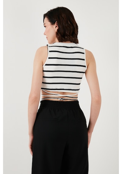 Lela Çizgili Slim Fit Bağlama Detaylı Bayan Crop 5865715 Beyaz-Siyah