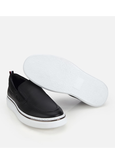 Hotiç Erkek Deri Siyah Metal Detaylı Günlük Loafer