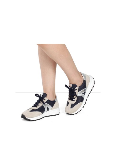 Kadın Bej Lacivert Bağcıklı Süet Deri Sneaker