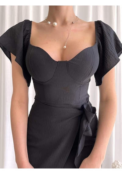 Fashion Cocktail Yaprak Kol Önden Bağlamalı Göğüs Pedli Mini Kokteyl Davet Gece Elbisesi Siyah Fashion Cocktail Yaprak Kol Önden Bağlamalı Göğüs Pedli Mini Kokteyl Davet Gece Elbisesi Siyah