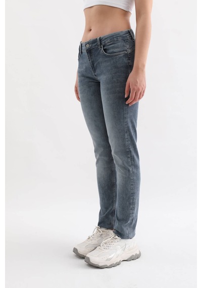 Kadın Normal Bel Likralı Slim Fit Jean Pantolon Mavi 001