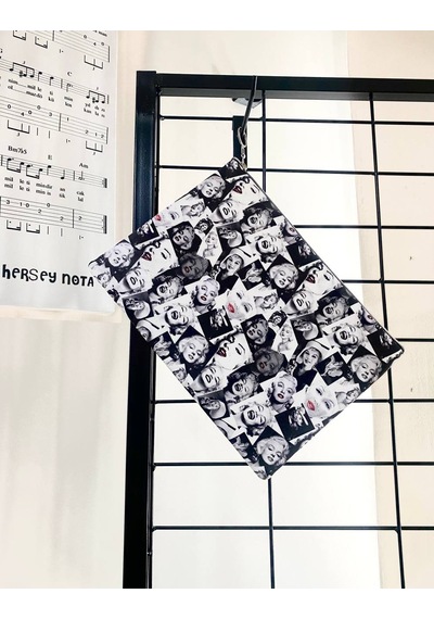 Herşey Nota Marilyn Monroe Figürlü Clutch Portföy Çanta Çok Renkli