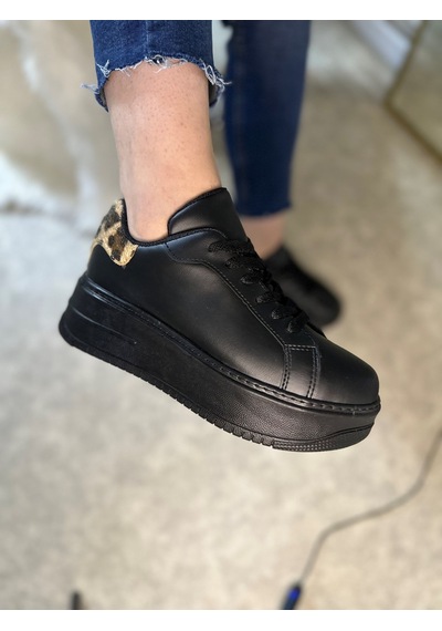 Günlük Kadın Sneaker Bağcıklı Hafif Kalın Yüksek Tabanlı Leopar Detaylı Yürüyüş Spor Ayakkabı 065 Siyah Leopar Günlük Kadın Sneaker Bağcıklı Hafif Kalın Yüksek Tabanlı Leopar Detaylı Yürüyüş Spor Ayakkabı 065 Siyah Leopar