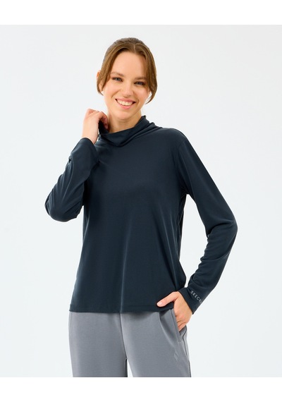 Skechers W Turtle Neck Longsleeve Softluxe T-shirt Kadın Siyah Tshirt S2520185-3817 Siyah