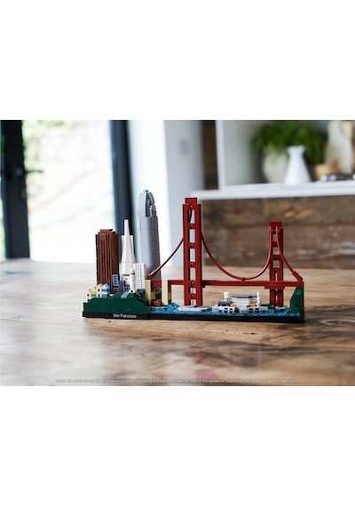 LEGO® Architecture 21043 San Francisco 565 Parça