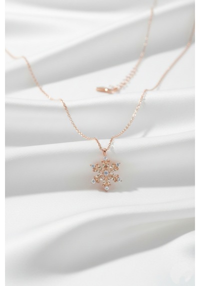 Çekirdekjewelry 925 Ayar Gümüş Şampanya Taşlı Kamelya Çiçeği Kolye Rose