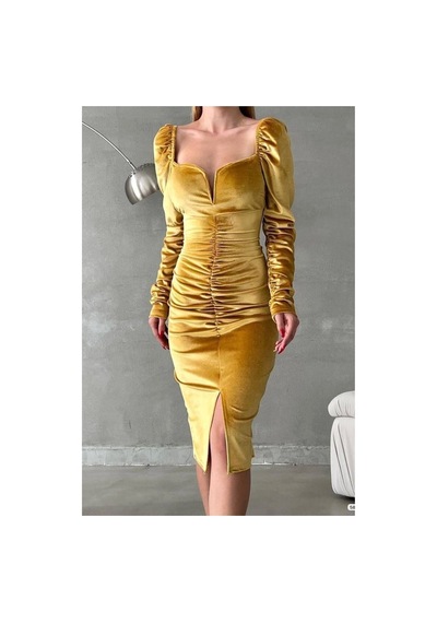 DefyModa Kadın Modern Tasarım Kadife Kumaş Kalp Yaka Yırtmaçlı Midi Abiye Elbise Sarı
