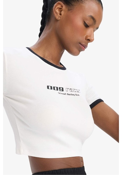 DeFacto Fit Slim Fit Dar Kesim Bisiklet Yaka Baskılı Sporcu Ribana Kısa Kollu Kadın Tişört - Ekru E4796AX25SPER136
