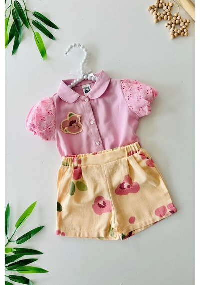 Minigimin Cicileri Miniğimin Cicileri Çiçek Desenli Şort Ve Dantel Kollu Gömlek Kız Bebek Takımı - Pembe Minigimin Cicileri Miniğimin Cicileri Çiçek Desenli Şort Ve Dantel Kollu Gömlek Kız Bebek Takımı - Pembe
