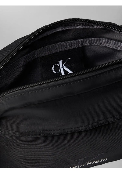 Calvin Klein Bold Square Crossbod, Ub1 Siyah Erkek Çapraz Çanta