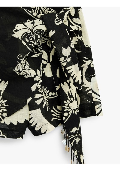 Koton Keten Karışımlı Bağlamalı Boncuklu Floral Desenli Kruvaze Mini Şort Etek Siyah Desenli 6sak40140ew