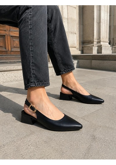 Asmi Shoes Kadın Solvi Siyah Cilt 3 Cm Kısa Topuklu Arkası Açık Ayakkabı