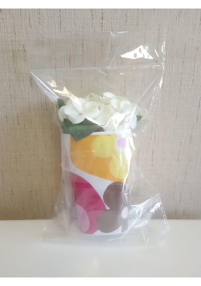 Vazoda Çiçek Dekoratif Beyaz Yapay Çiçek Vazo Dahil Kırmızı Papatya 7 x 7 x 16 CM
