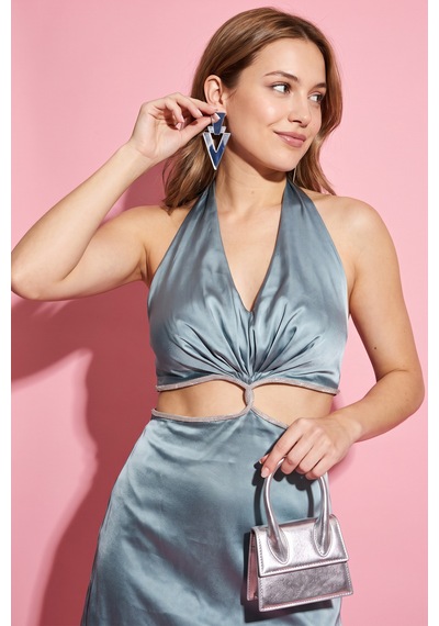 Fashion Cocktail Taş Düğümü Kristal Taş Bel Şerit Çevrili Göğsü Büzgülü Gümüş Işıltılı Pencere Detaylı Derin V Yakalı Sırt Dekolteli Saten Süper Mini Parti Elbisesi Mavi Fashion Cocktail Taş Düğümü Kristal Taş Bel Şerit Çevrili Göğsü Büzgülü Gümüş Işıltılı Pencere Detaylı Derin V Yakalı Sırt Dekolteli Saten Süper Mini Parti Elbisesi Mavi