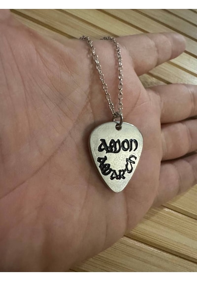 Amon Amarth Rock Grubu Pena Şeklinde Çift Taraflı Rock İşaretli Metal Zincirli Unisex Kolye Çok renkli