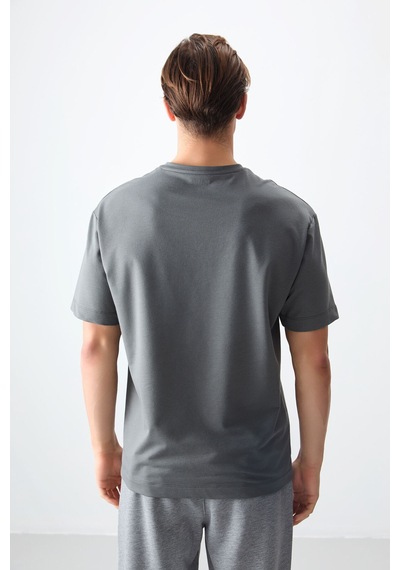 Air Jones Tommy Life Haki Pamuklu Kalın Yumuşak Dokulu Oversize Fit Basic Erkek T-shirt - 88378 Haki Air Jones Tommy Life Haki Pamuklu Kalın Yumuşak Dokulu Oversize Fit Basic Erkek T-shirt - 88378 Haki