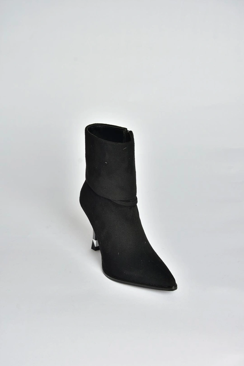 Fox Shoes V820200702 Siyah Süet İnce Topuklu Kadın Bot Siyah-Süet