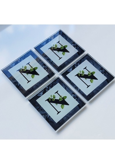 Decorita Cam Bardak Altlığı N Harfli Tasarım 4'lü Takım 10 x 10 CM Çok Renkli