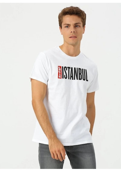 Levi's Levis Erkek Bisiklet Yaka Basklı İstanbul T-shirt A7747-0000 001 Levi's Levis Erkek Bisiklet Yaka Basklı İstanbul T-shirt A7747-0000 001
